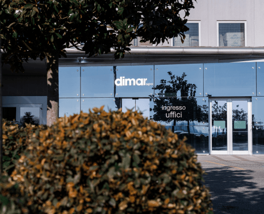 Primo superstore ad insegna Mercato Primo superstore ad insegna Mercato